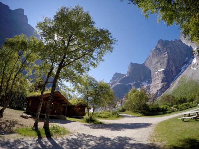 Trollveggen Camping Åndalsnes المظهر الخارجي الصورة