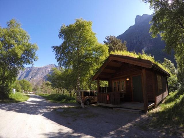 Trollveggen Camping Åndalsnes المظهر الخارجي الصورة